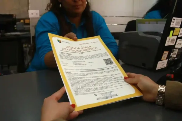 IMAGEN LICENCIA DE FUNCIONAMIENTO